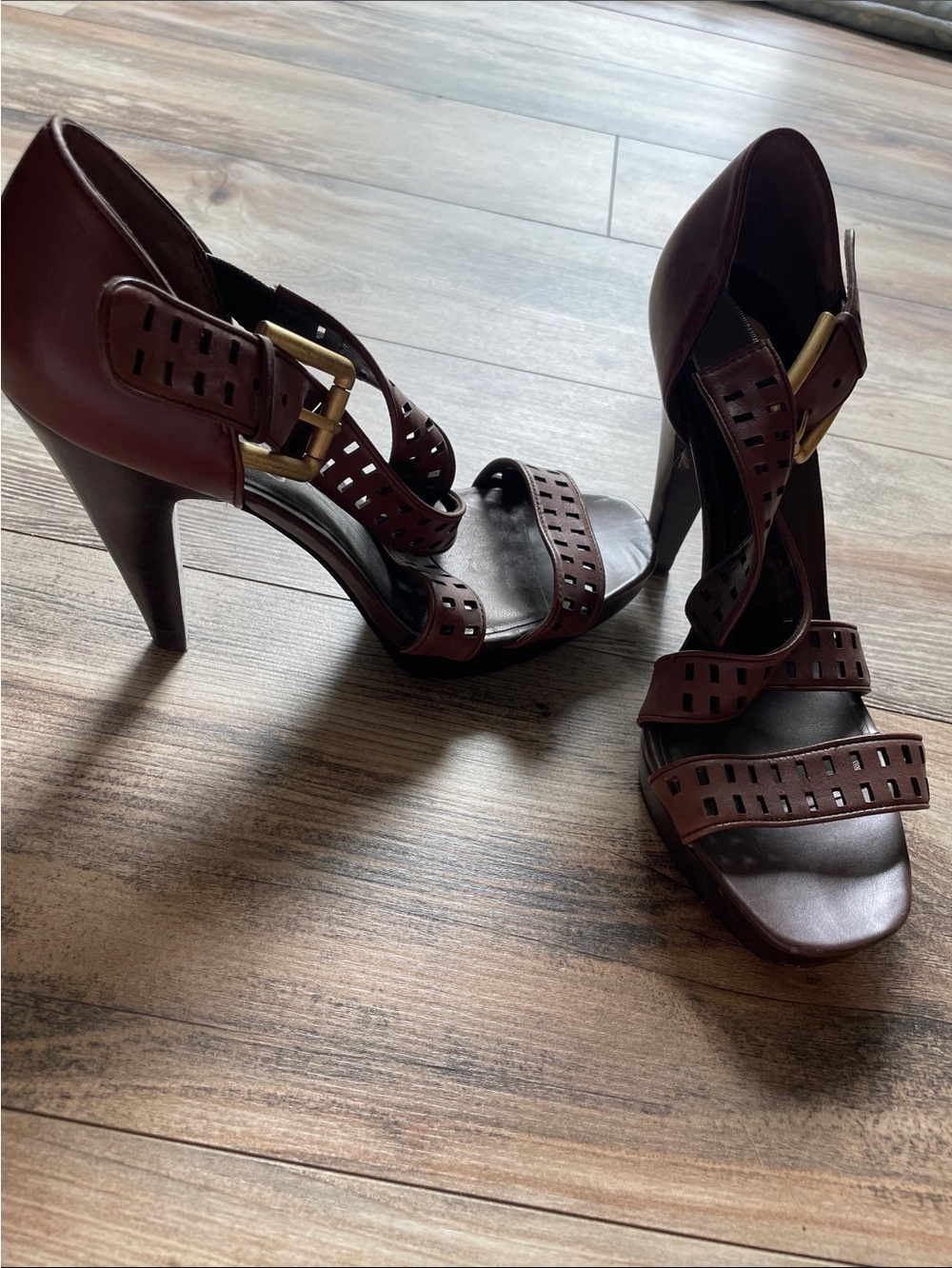 Jessica Simpson Vintage Brown Cutout Strappy High Heels with Gold Buckles
